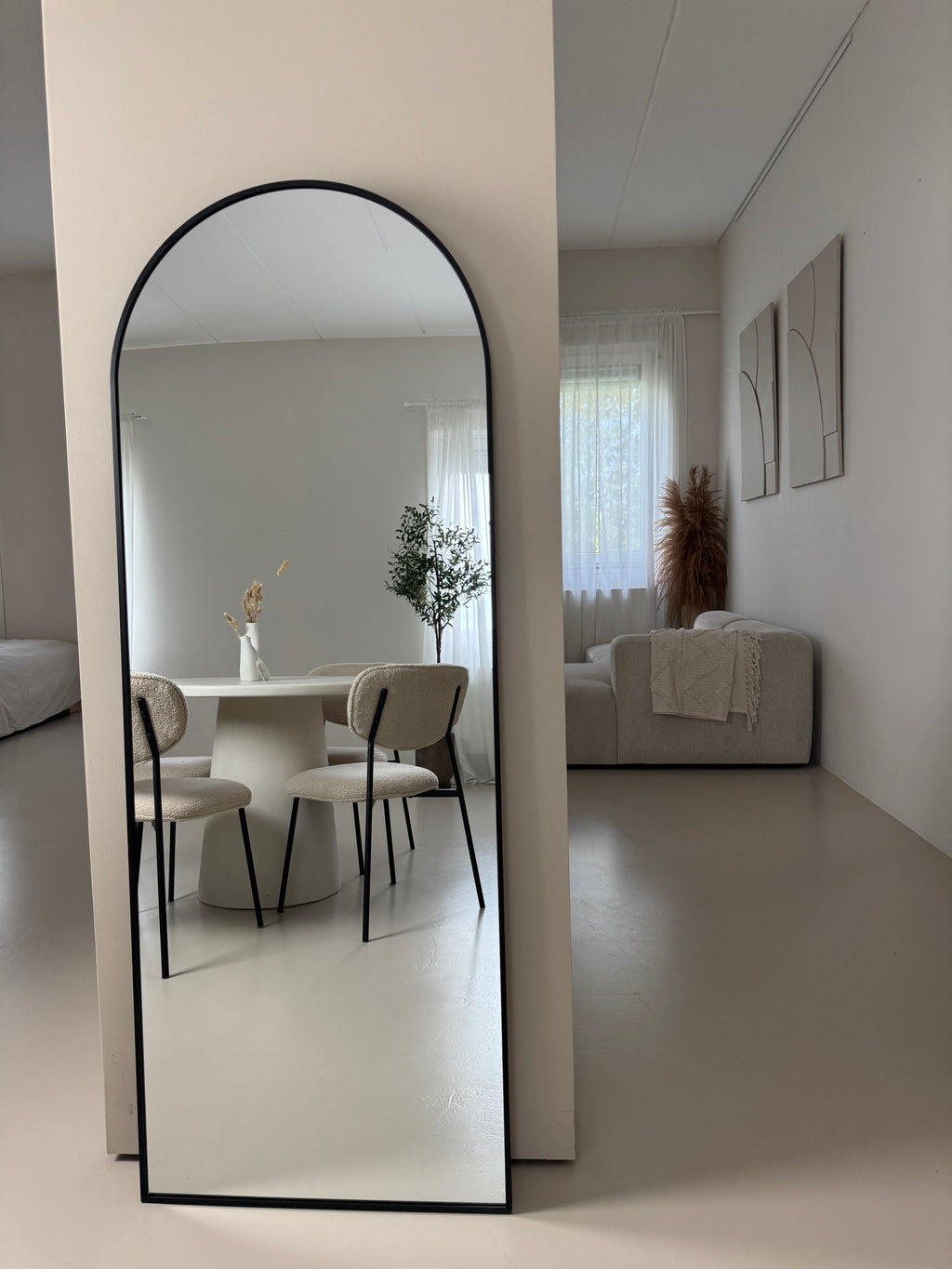 Ovale spiegel zwart 160×60 cm – ophangbaar, leunend of staand met standaard