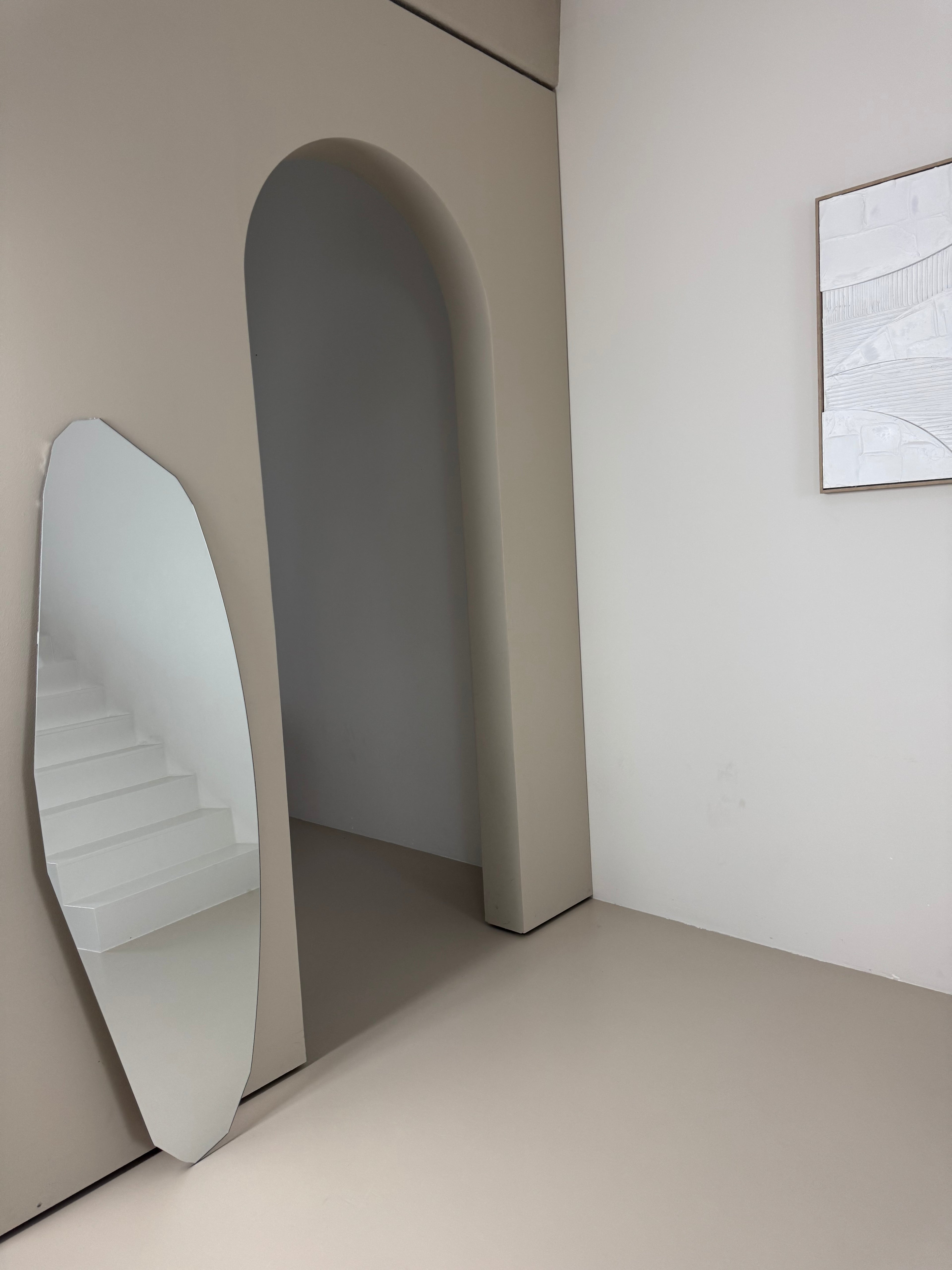 Organische spiegel soft squared 160x50 cm– ophangbaar aan de muur